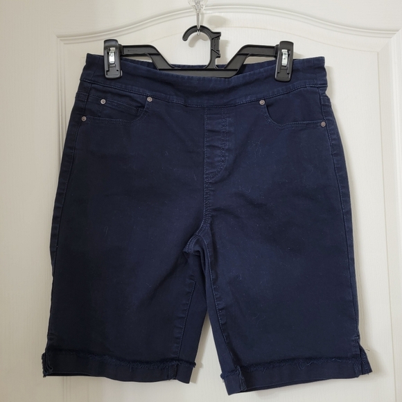 Westbound Size 8 Navy Blue HIgh Rise Denim Pull On Shorts, Gently Used Condition - Picture 1 of 10